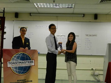 The best table topic award goes to…our new member E Chin!! :D